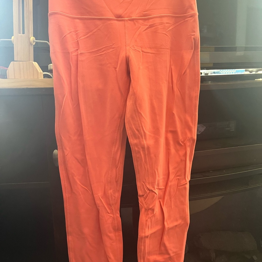 Lululemon coral leggings